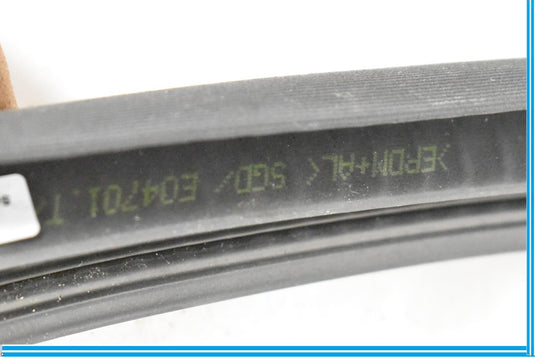 MERCEDES CLS400 W218 REAR LEFT DOOR BODY WEATHERSTRIP SEAL OEM 2012 - 2017