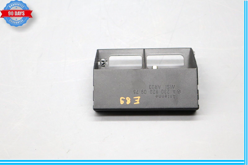 Load image into Gallery viewer, 03-08 Mercedes R230 SL500 SL550 Keyless Entry Antenna Amplifier Module Unit Oem
