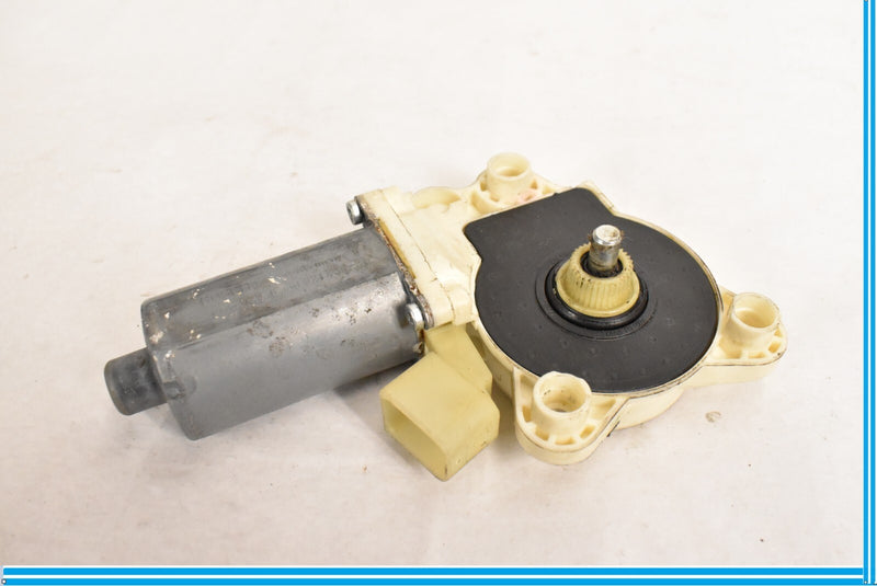 Load image into Gallery viewer, 07-14 Mercedes CL550 CL600 W216 Rear Right Passenger Door Window Motor Oem
