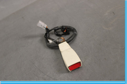 02-05 Lexus SC430 Front Right Passenger Side Seat Belt Buckle Receiver Oem