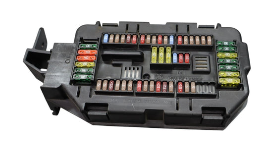 14-18 BMW X5 Front Main Power Distribution Fuse Relay Box 931656801 Oem