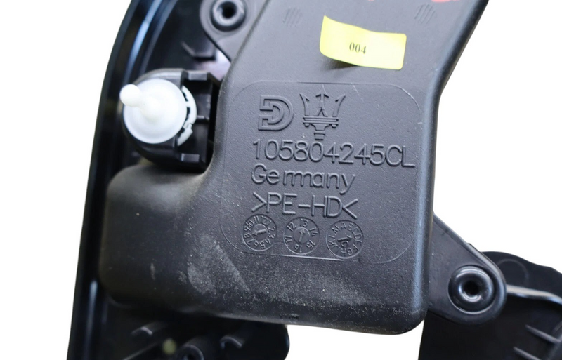 Load image into Gallery viewer, 14-22 Maserati Ghibli M157 Front Left Driver  Interior Door Panel 105804245C Oem
