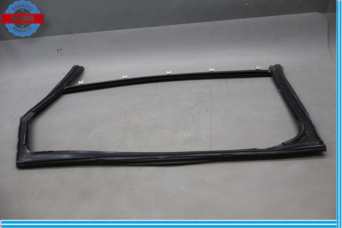 14-17 Land Rover Range Sport Rear Right Side Door Window Rubber Impact Strip Oem