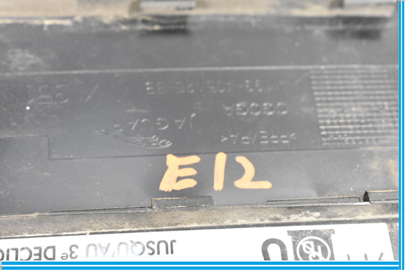 Load image into Gallery viewer, 10-18 Jaguar XJ XJL X351 Fuel in Flap Cover Oem

