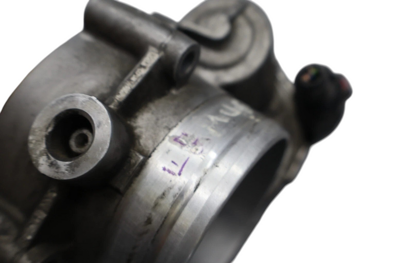 Load image into Gallery viewer, 11-17 Volkswagen Touareg VR6 Engine Air Inlet Intake Throttle Body 03H133062 Oem

