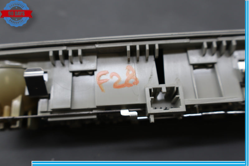 Load image into Gallery viewer, 09-12 Audi A4 Rear Upper Overhead Dome Light 8T0947111AT Oem
