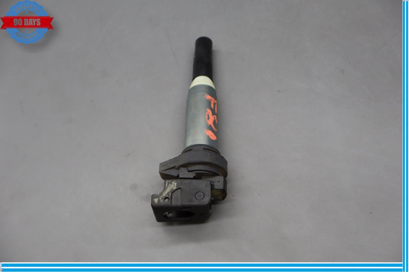 Load image into Gallery viewer, 11-16 BMW 528i 535i F10 Engine Motor Ignition Coil Oem
