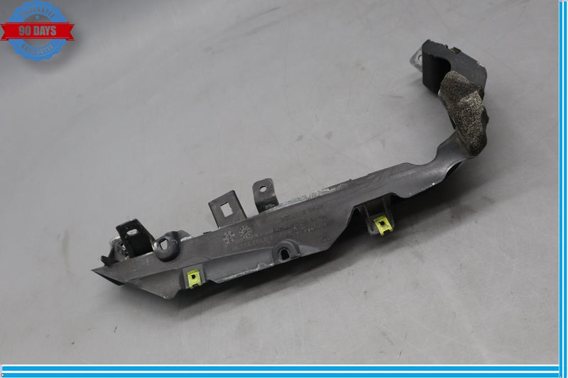 Load image into Gallery viewer, 10-16 Porsche Panamera 970 Left Engine Plenum Cowl Cover Trim Bracket Oem
