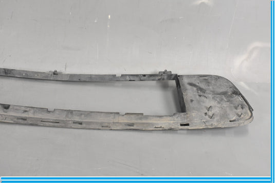 07-10 BMW X5 E70 Front Bumper Filler Lid Closed Oem