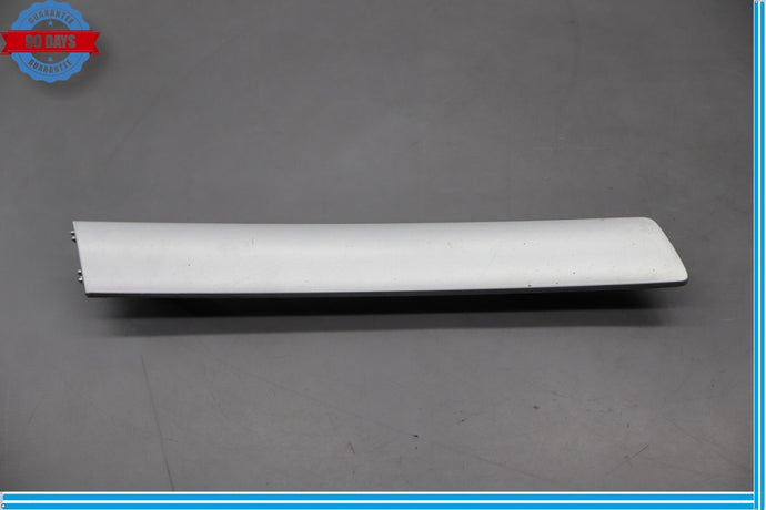 11-17 Volkswagen Touareg Front Left Driver Side Door Panel Trim Molding Oem