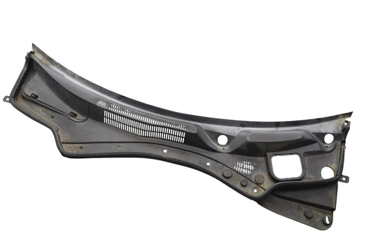 14-20 Maserati Ghibli S Windshield Wiper Cowl Vent Grille Panel 670010468 Oem