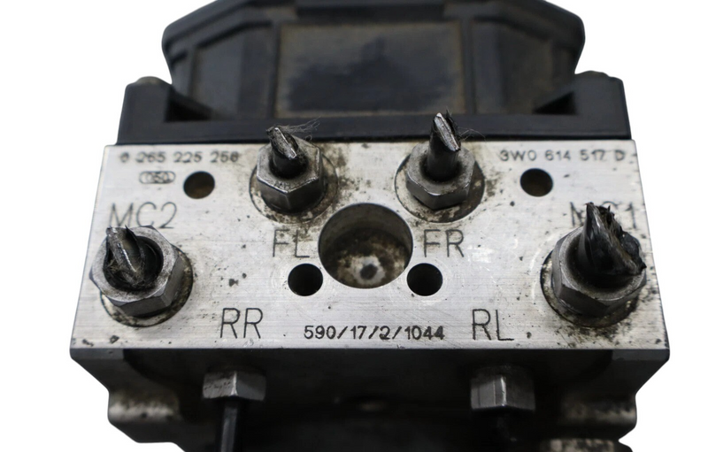 Load image into Gallery viewer, 03-07 Bentley Continental GT GTC ABS Anti Lock Brake Pump Module 3W0614517F Oem
