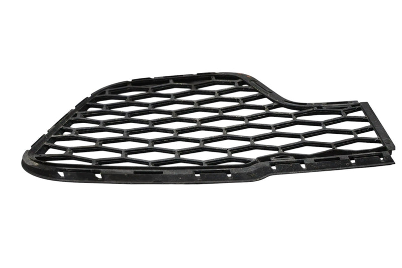 Load image into Gallery viewer, 14-17 Maserati Ghibli Front Left Side Bumper Mesh Grille Bezel Cover Oem
