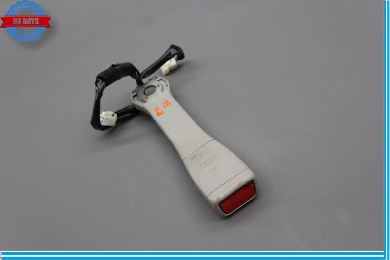 Load image into Gallery viewer, 07-12 Lexus LS460 LS460L Front Right Side Seat Belt Seatbelt Buckle Oem
