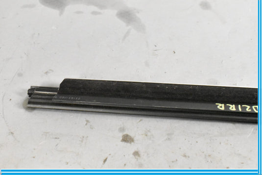 09-15 BMW 750i 750Li F01 F02 Rear Right Inner Window Channel Cover 7206450 Oem