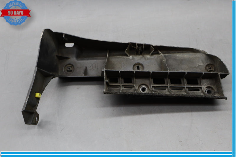 Load image into Gallery viewer, 07-09 Lexus LS460 XF40 Rear Right Lower Bumper Retainer Bracket 52565-50050 Oem
