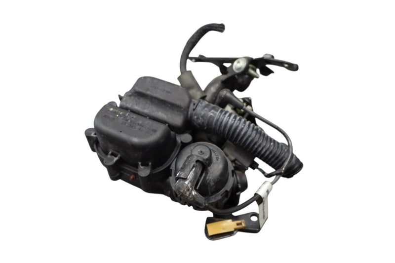 Load image into Gallery viewer, 10-24 Jaguar X351 XJ F-Type 5.0L Inlet Manifold Vacuum Air Chamber Symposer OEM
