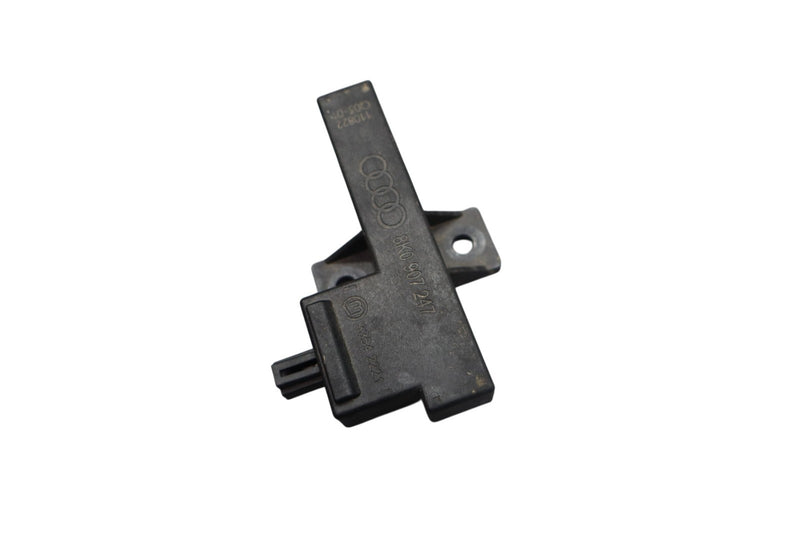 Load image into Gallery viewer, 11-17 Volkswagen Touareg VW Rear Keyless Entry Control Module Receiver Oem
