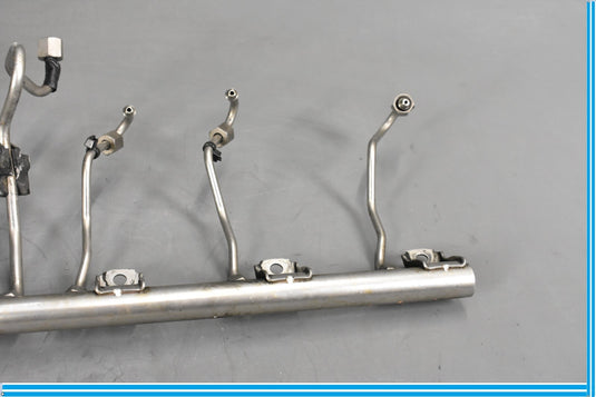 09-12 BMW 750Li 750i F01 F02 High Pressure Fuel Injector Rail Oem