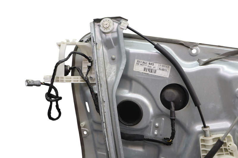 Load image into Gallery viewer, 11-13 Hyundai Equus SIG Front Right Side Window Regulator W/ Panel Oem
