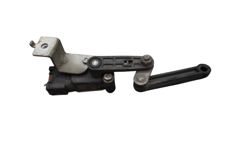 Load image into Gallery viewer, 14-18 BMW X5 F15 Suspension Headlight Height Level Sensor 686764601 Oem
