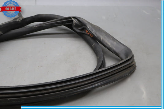 14-20 Maserati Ghibli Rear Left Side Door Body Weatherstrip Gasket Seal Oem