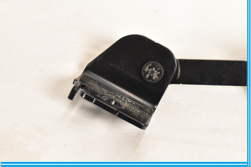 Load image into Gallery viewer, 09-15 BMW 750i 750Li F01 F02 Rear Right Seat Belt Buckle Black 72117220858 Oem
