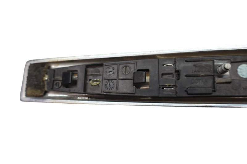 Load image into Gallery viewer, 10-19 Jaguar X351 XJ XJR Front Right Passenger Fender Grille Grill Chrome Oem
