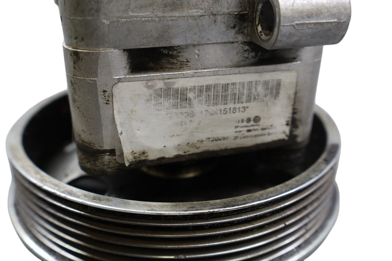 Load image into Gallery viewer, 14-22 Maserati Ghibli M157 Quattroporte M156 Power Steering Pump W/ Pulley Oem
