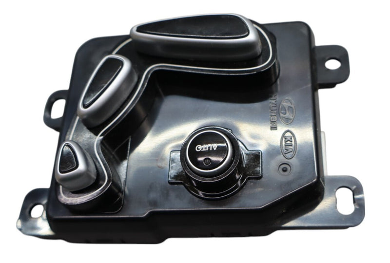 Load image into Gallery viewer, 11-13 Hyundai Equus Rear Right Passenger Side Seat Memory Control Switch Oem
