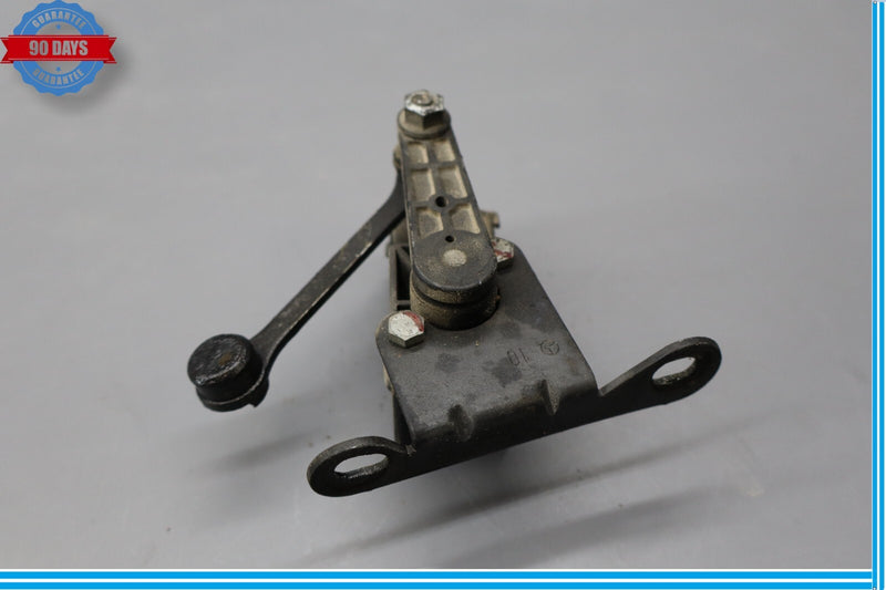 Load image into Gallery viewer, 03-12 Mercedes R230 SL550 SL500 Front Left Side Suspension Level Sensor Oem
