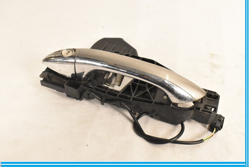 Load image into Gallery viewer, 06-12 Mercedes W251 R350 ML550 Exterior Door Handle Front Left Side Beige OEM
