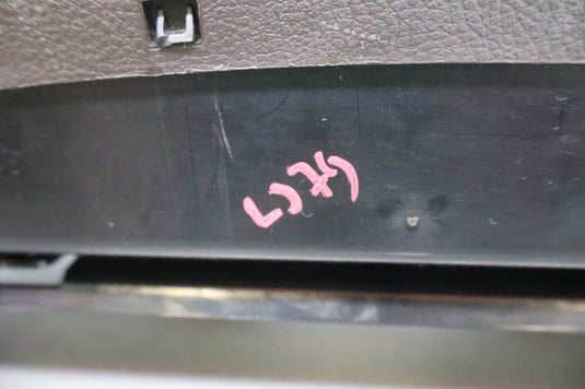 08-18 Audi A6 A7 Quattro Front Seat Lower Compartment Storage Tray Oem