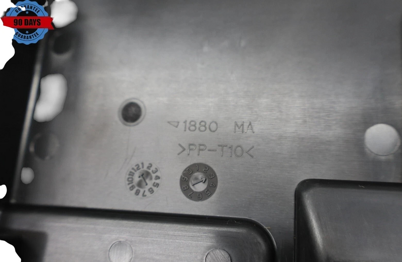 Load image into Gallery viewer, 02-05 Lexus SC430 Rear Trunk Fuse Relay Junction Fuse Block Box 82670-24092 Oem
