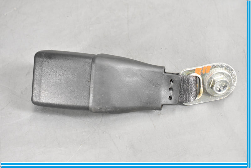 Load image into Gallery viewer, 07-12 Lexus LS460 Rear Right Passenger Side Seat Belt Buckle Oem

