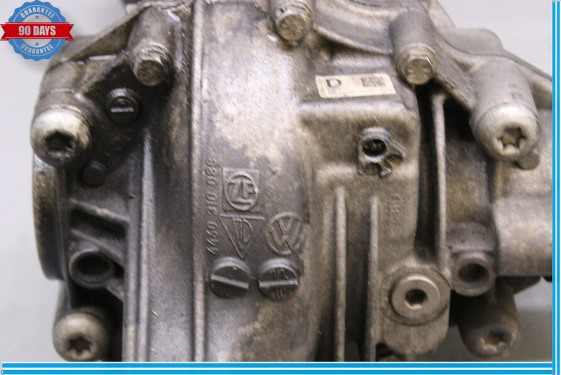 Load image into Gallery viewer, 11-16 Volkswagen Touareg Front Differential Axle Carrier Diff Assembly Oem
