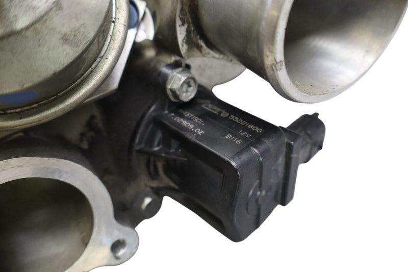 Load image into Gallery viewer, 14-24 Maserati Quattroporte Ghibli M157 Right Side Turbocharger Manifold Oem
