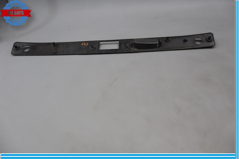 Load image into Gallery viewer, 03-06 Mercedes E350 W211 Trunk Handle Trim Panel Cover 2117500193 Oem
