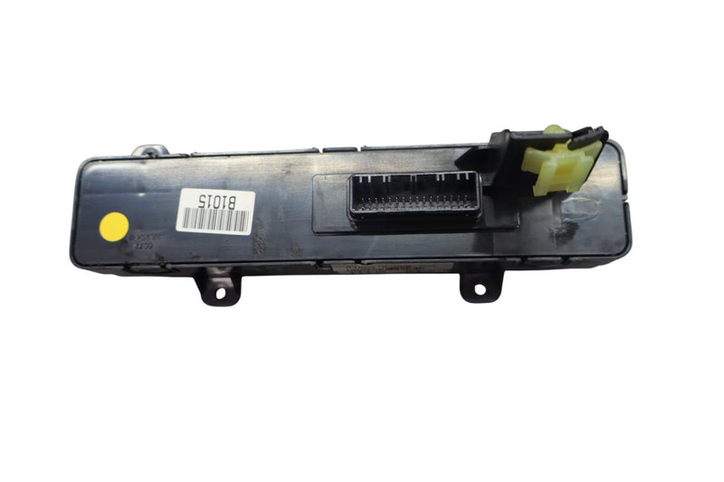Load image into Gallery viewer, 15-16 Hyundai Genesis Center Console Heated Seats Control Switch Panel Oem
