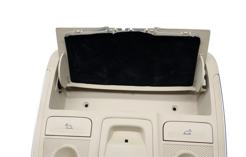 Load image into Gallery viewer, 15-17 Hyundai Genesis Interior Front Overhead Dome Light Lamp W/ Sunroof Oem
