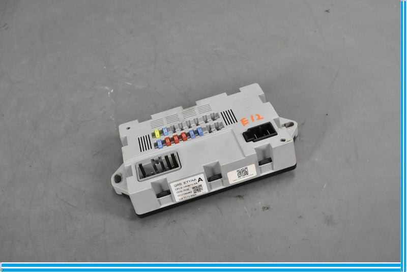 Load image into Gallery viewer, 2013 Jaguar XJ Trunk Relay Junction Fuse Box Oem

