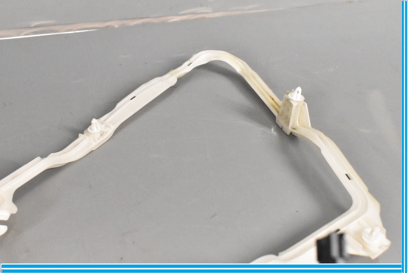Load image into Gallery viewer, 00-06 Mercedes S500 S55 AMG W220 Front Right Keyless Go Entry Antenna Oem
