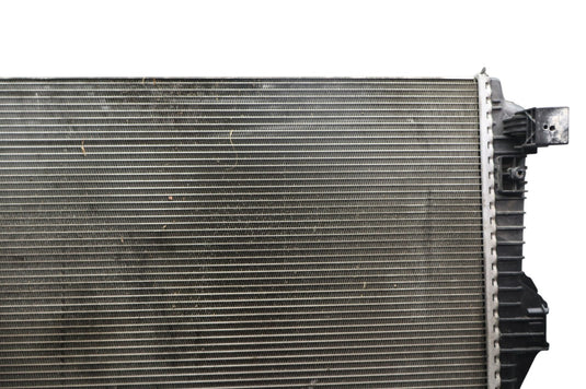 11-17 Volkswagen Touareg Engine Water Cooling Radiator Assembly 7P0121253 Oem