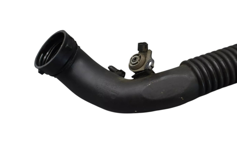 Load image into Gallery viewer, 12-21 BMW Active Hybrid 3 Turbo Intercooler Hose Pipe 1371760403303 Oem

