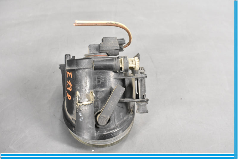 Load image into Gallery viewer, 09-12 Audi A4 Front Right Passenger Side Foglight Fog Light Lamp Oem
