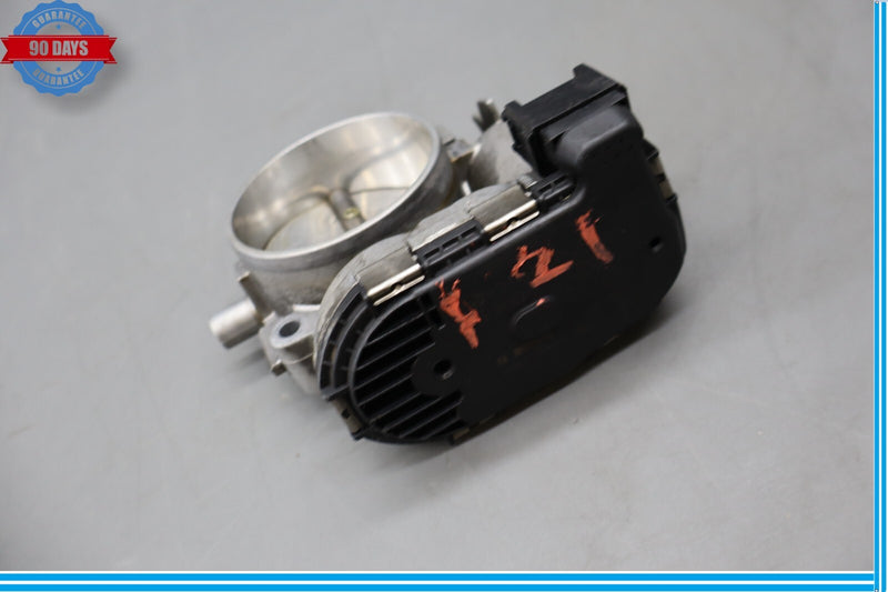 Load image into Gallery viewer, 03-12 Mercedes R230 SL500 SL550 Air Inlet Intake Engine Throttle Body Oem
