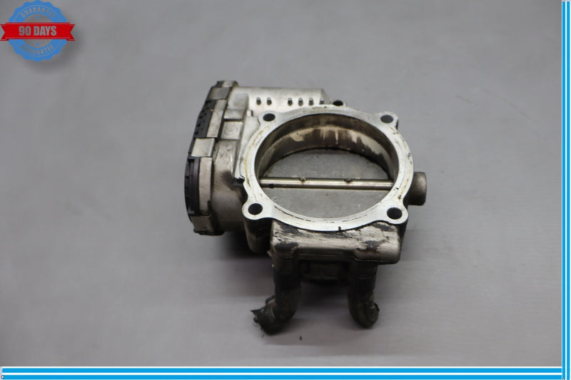 Load image into Gallery viewer, 12-16 Hyundai Genesis Equus Air Inlet Intake Throttle Body 35100-3F100 Oem
