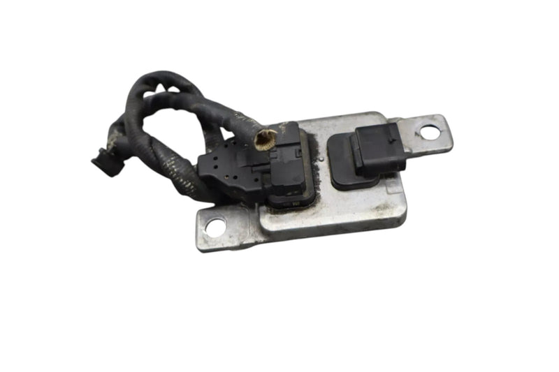 Load image into Gallery viewer, 11-16 Volkswagen Touareg Front Nitrogen Oxide Nox Sensor Module 8K0907807 Oem

