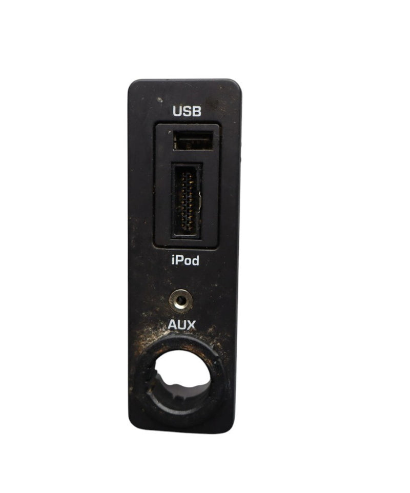 Load image into Gallery viewer, 09-15 Jaguar X250 XF XFR Front Console USB AUX iPod Plug Connection Port Oem
