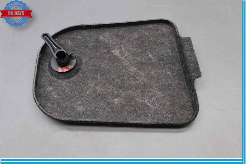 Load image into Gallery viewer, 12-18 Mercedes W218 CLS400 CLS550 Rear Trunk Side Liner Carpet Oem
